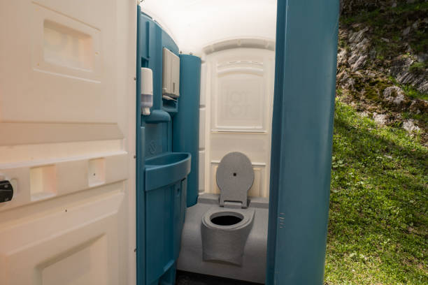 Best Portable Restroom Maintenance and Cleaning  in Huber Heights, OH